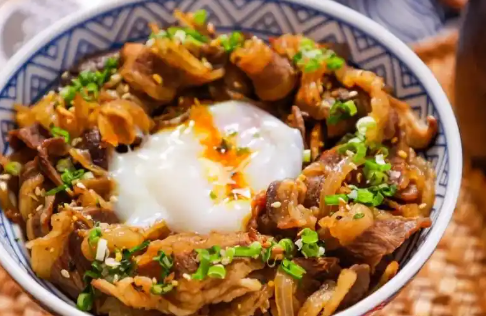 日式牛肉饭（牛丼，Gyudon）家庭版制作方法