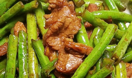 豆角炒肉丝制作方法，推荐搭配米饭或面条