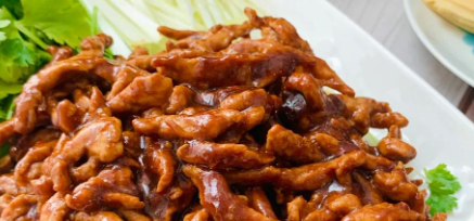 酱肉丝制作方法，推荐搭配面食或米饭