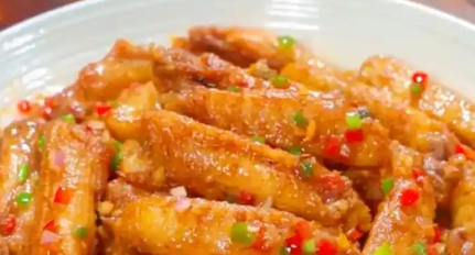 椒盐鸡翅制作方法，推荐搭配啤酒或米饭