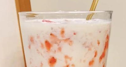 草莓牛乳两种常见制作方法