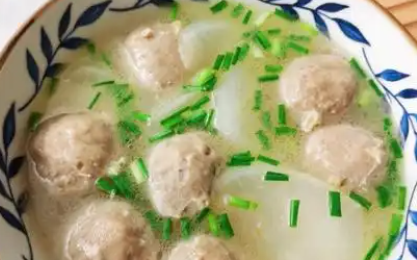 牛肉丸子白萝卜汤家庭版制作方法
