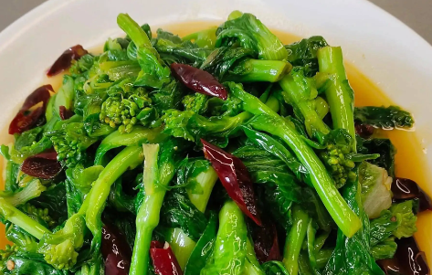 红烧天菜心制作方法，菜心脆嫩入味，配米饭绝佳