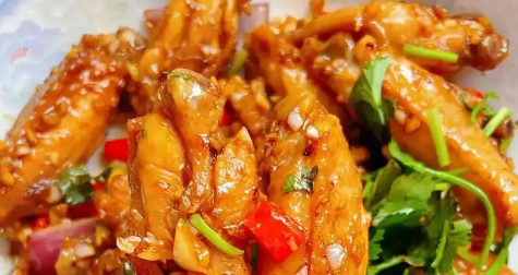 家常菜蒜蓉鸡翅制作方法，搭配米饭或啤酒都很赞