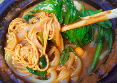 北方砂锅小吃制作方法，汤鲜味浓、食材多样