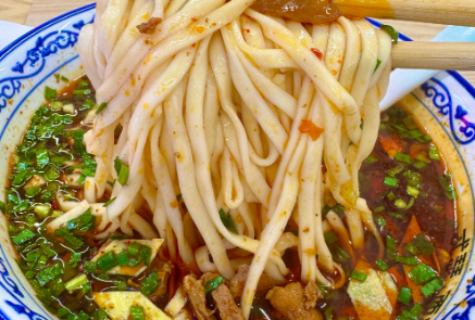 臊子面制作方法，面条吸足汤汁，开胃又过瘾