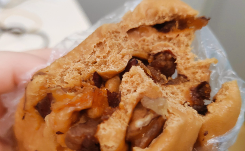 红糖坚果卷制作方法，结合了红糖的焦香和坚果的酥脆