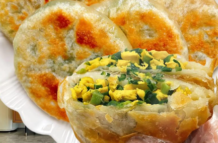 韭菜鸡蛋饼制作方法，外酥里嫩，香气扑鼻