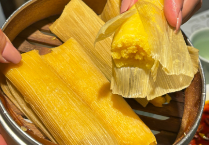 椰香玉米粑粑制作方法，口感软糯香甜，制作方法简单