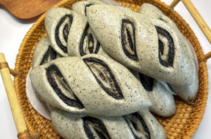黑芝麻奶酥馒头制作方法，口感松软香甜，黑芝麻香气浓郁